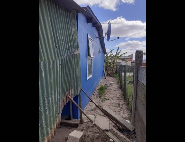 3 BEDROOM HOUSE FOR SALE IN THERONVILLE